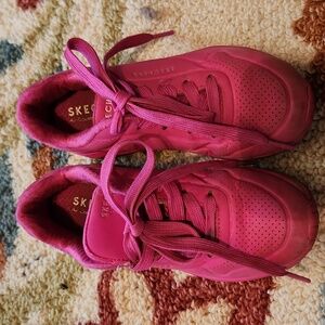 Skechers Kids' Neon Pink Street Uno Sneaker